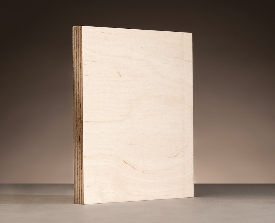 Krydsfiner Birke CLOSE UP 07420