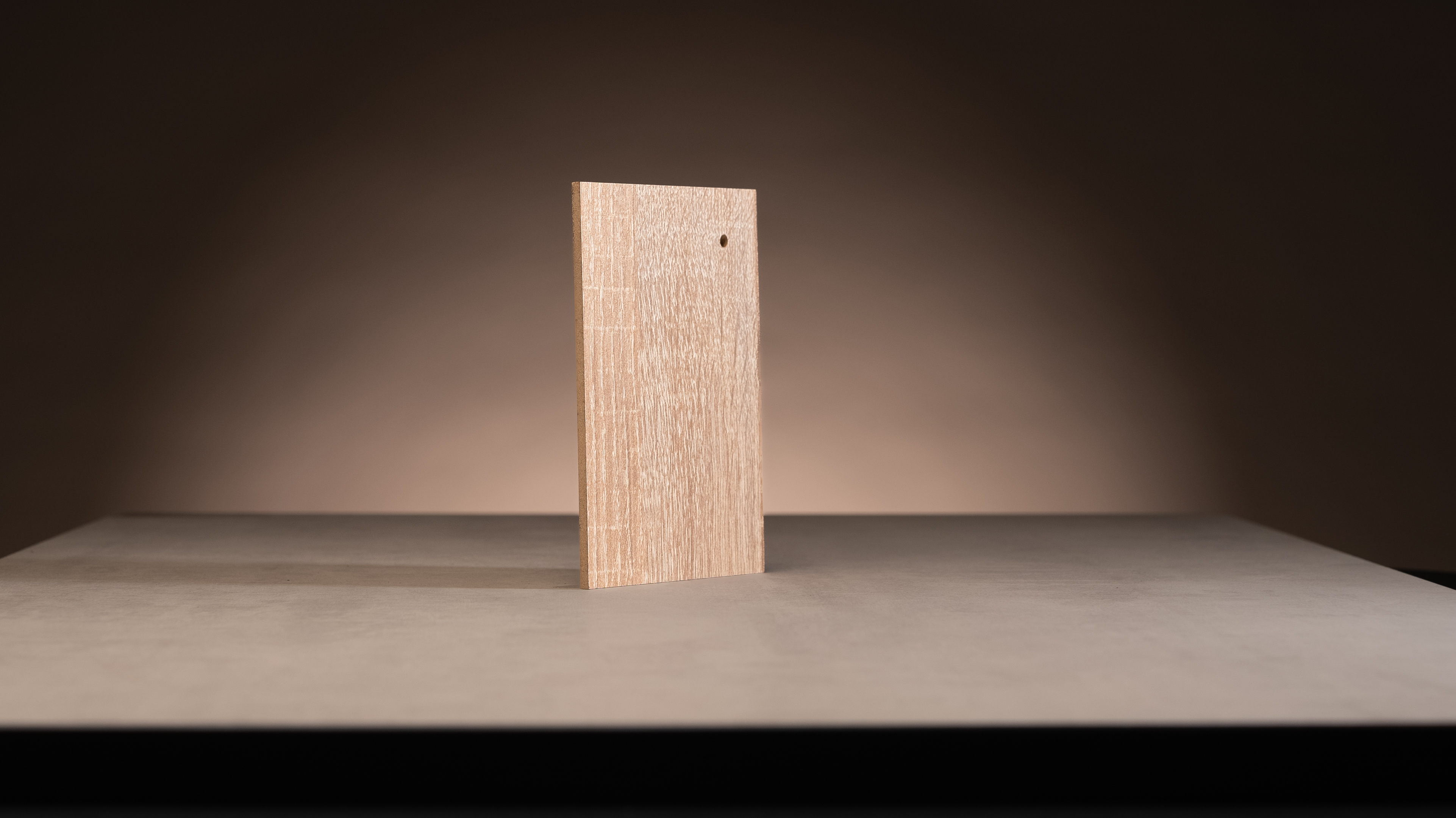 Melaminbelagt HDF med eg melamin